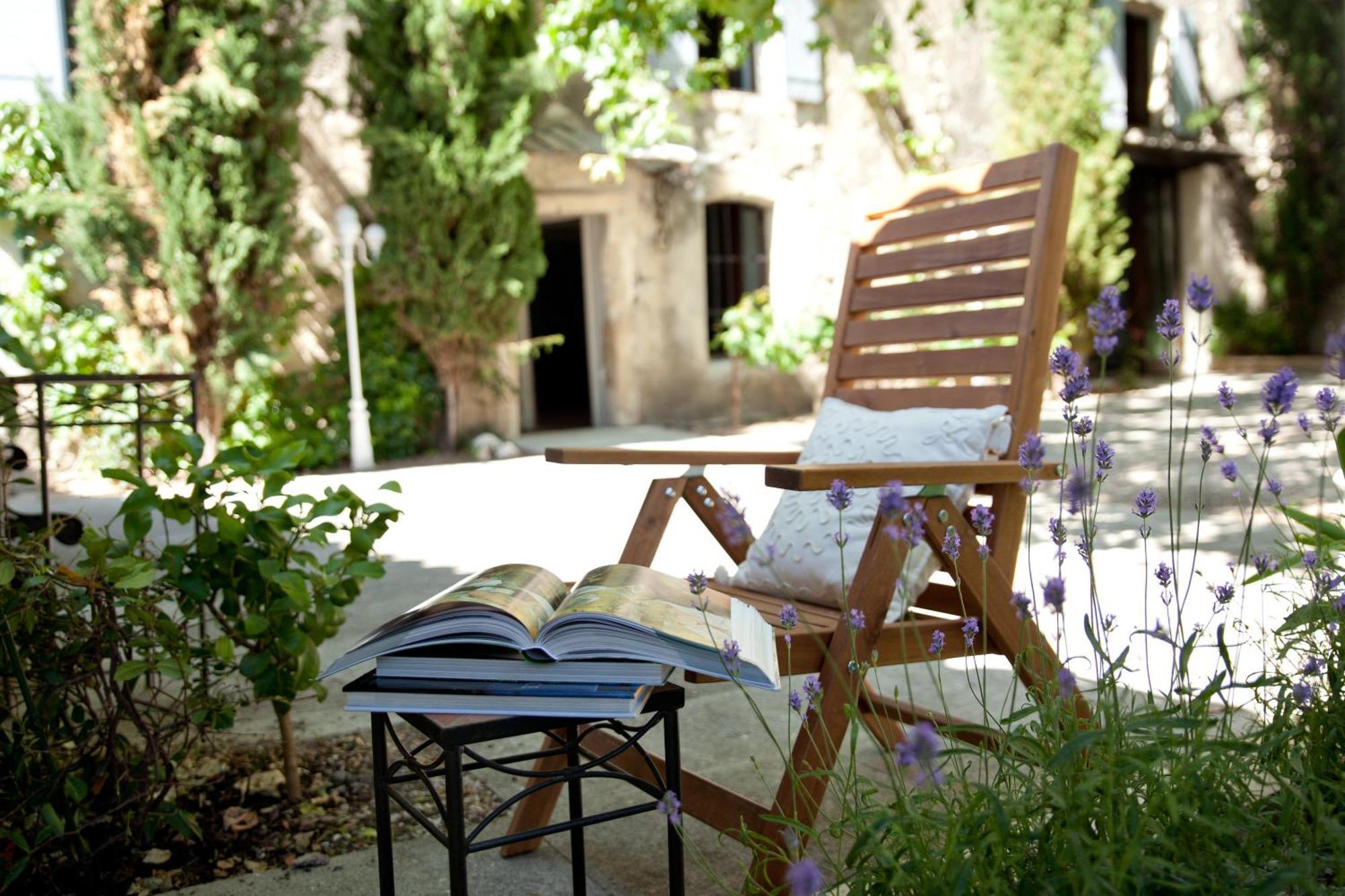Mas D'Alaure B&B Verquieres Exterior foto